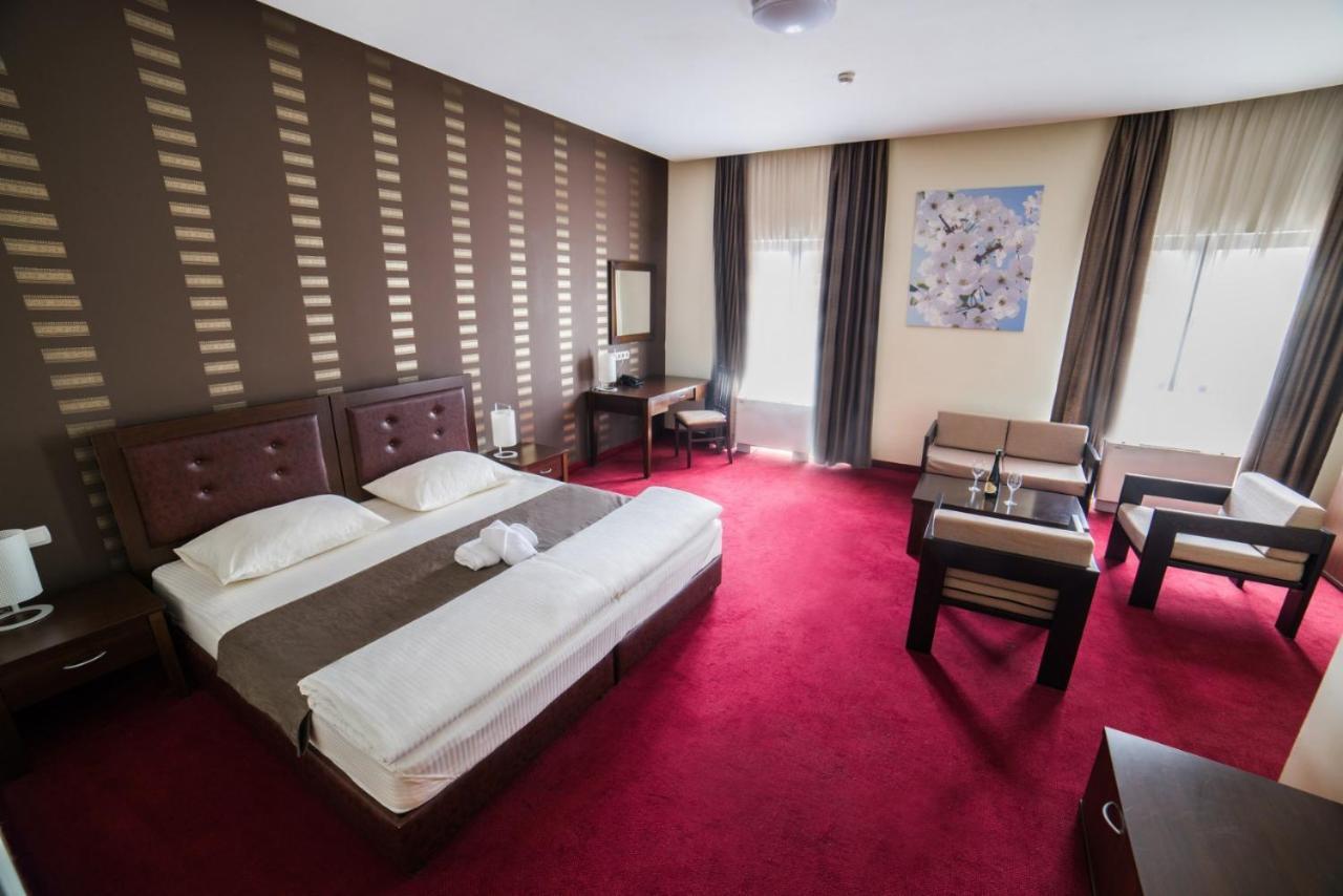 Hotel Atlas Ugljevik Luaran gambar